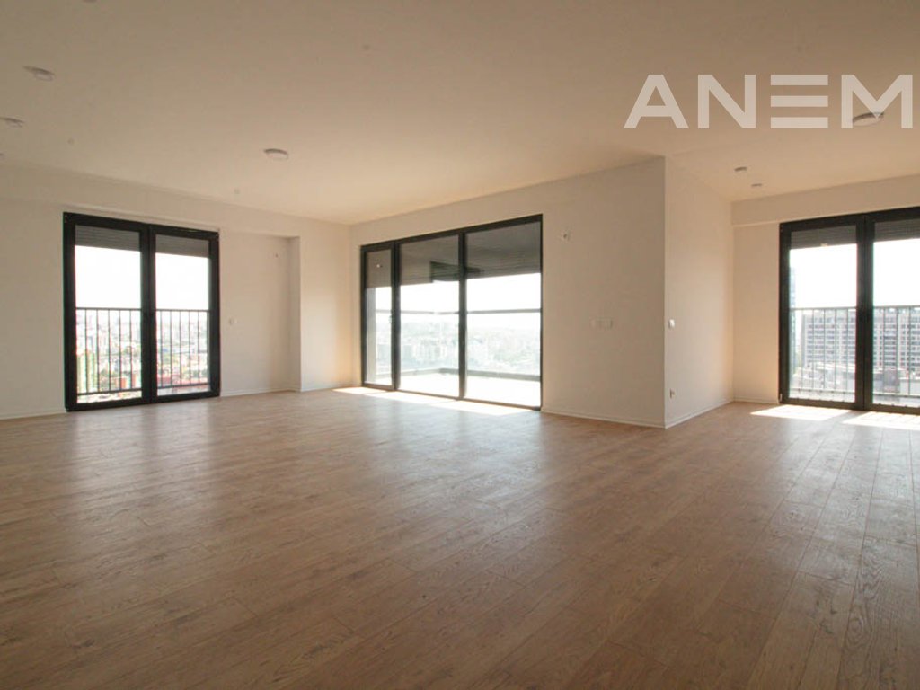 Duplex for rent with 3 bedrooms in the Lakrishtë neighborhood2