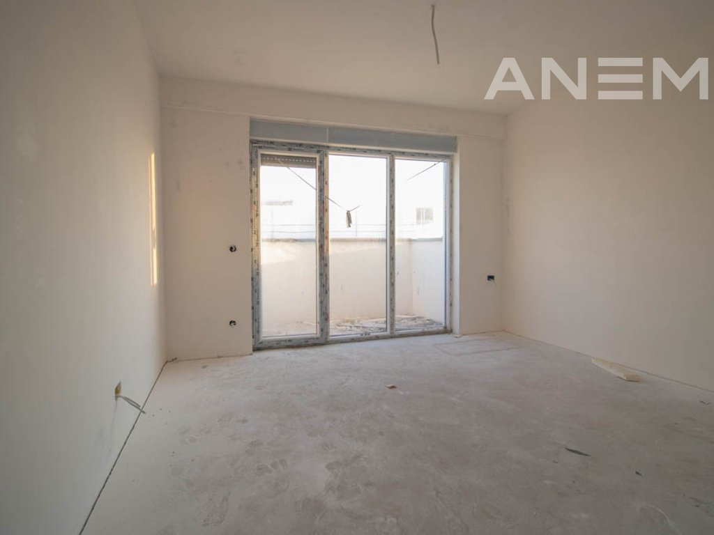 Penthouse në shitje 190m² + 80m² tarracë në Prishtinë të Re6