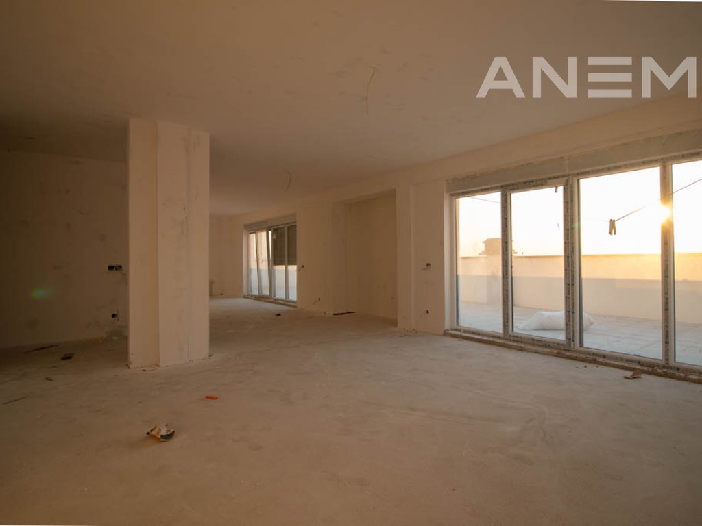 Penthouse në shitje 190m² + 100m² tarracë te Prishtina e Re4