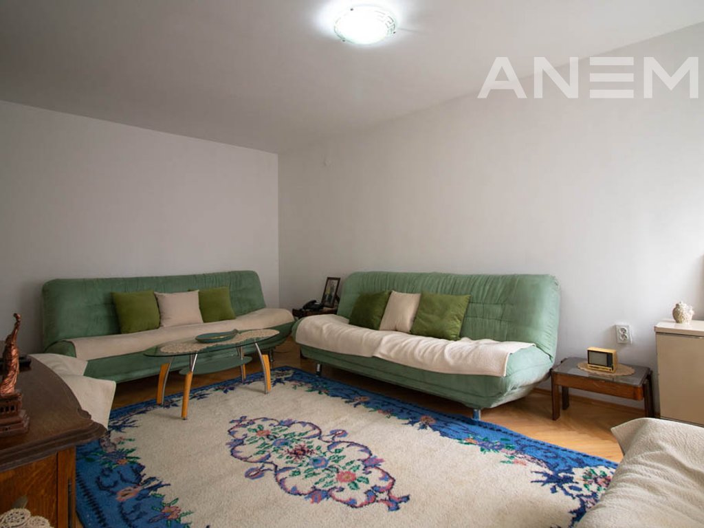 Banesë me qira me 1 dhomë gjumi në Qendër