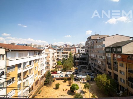 Banesë në shitje 64,33m² në Qendër