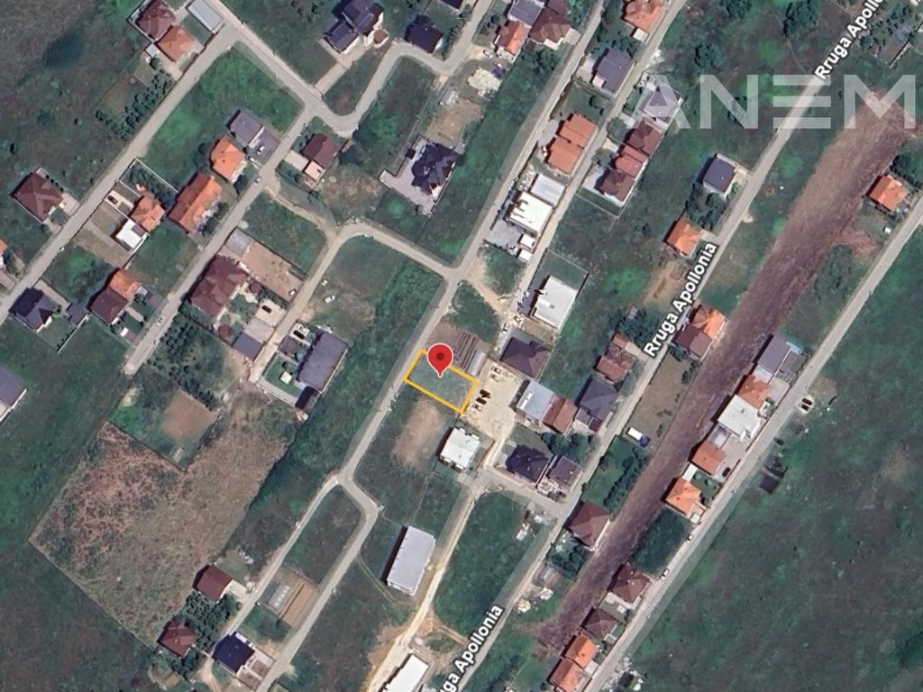 Land for sale 3.48 acres in the Kalabria neighborhood