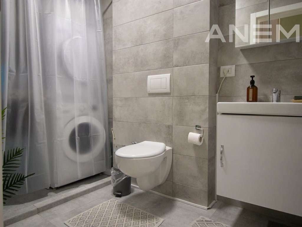 Banesë në shitje 159.6m² në Mati 1