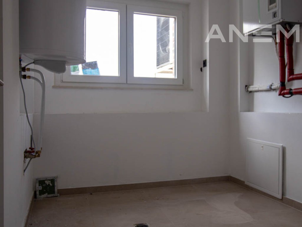 4-bedroom rental house in Marigona Hill