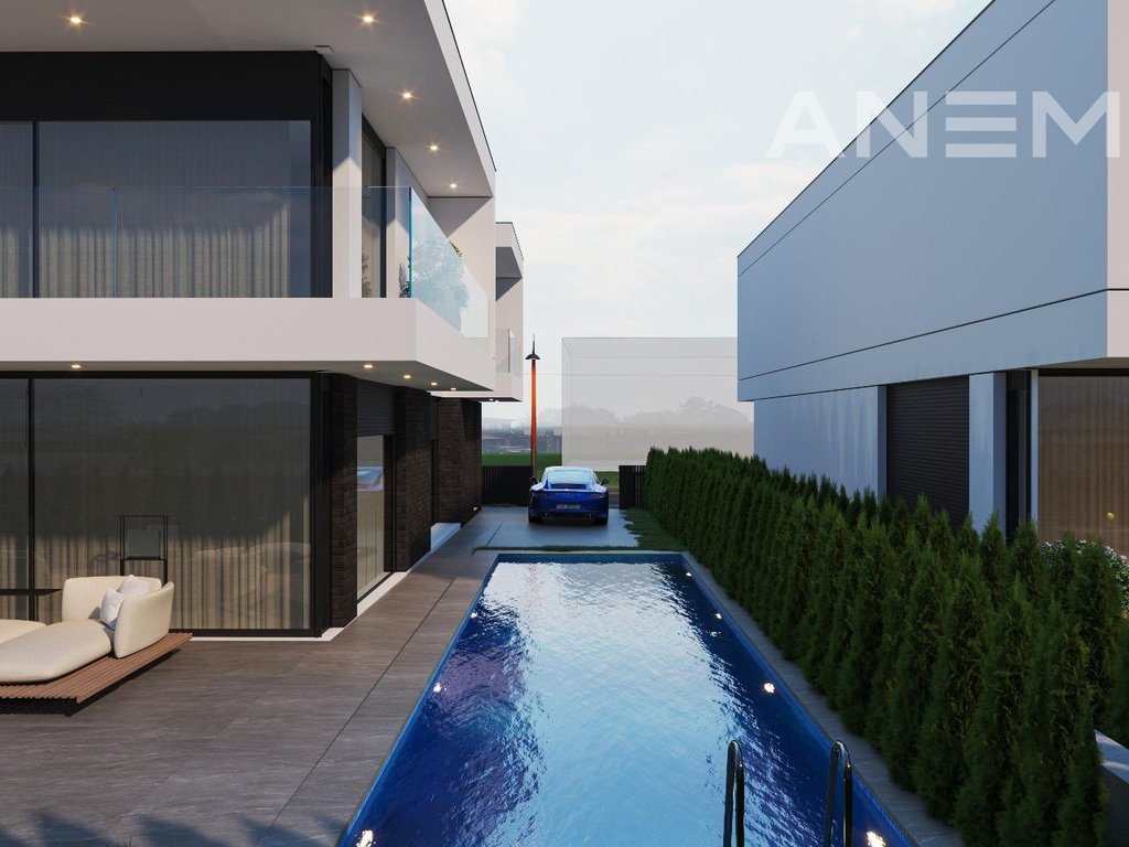 House for sale 366m² at the entrance of Marigona Residence