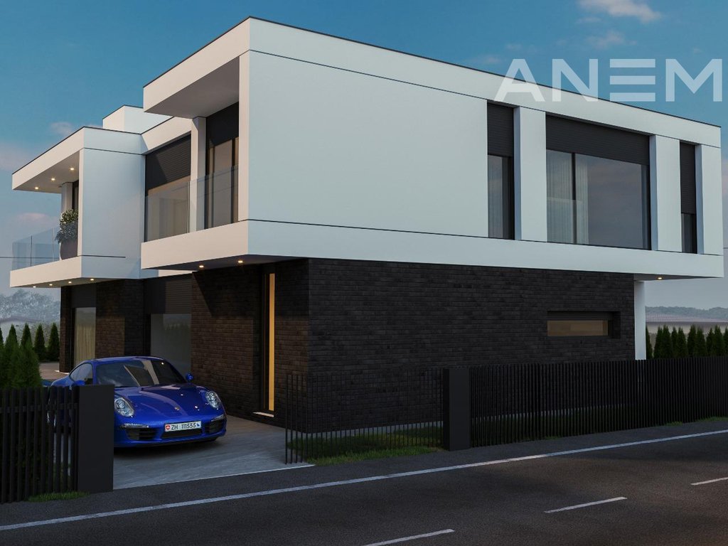 House for sale 366m² at the entrance of Marigona Residence