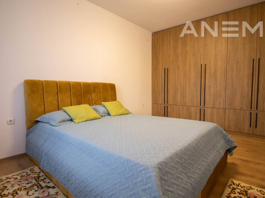 Banesë me qira 120m² në lagjen Bregu i Diellit13