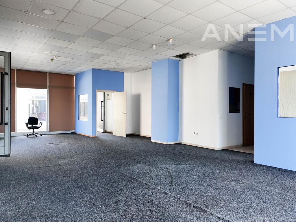 Office for rent 100m²+50m² in the Calabria neighborhood