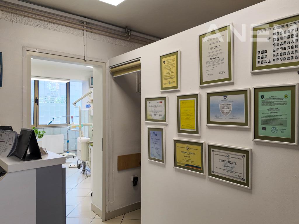 Commercial space for rent 50m² in the Center