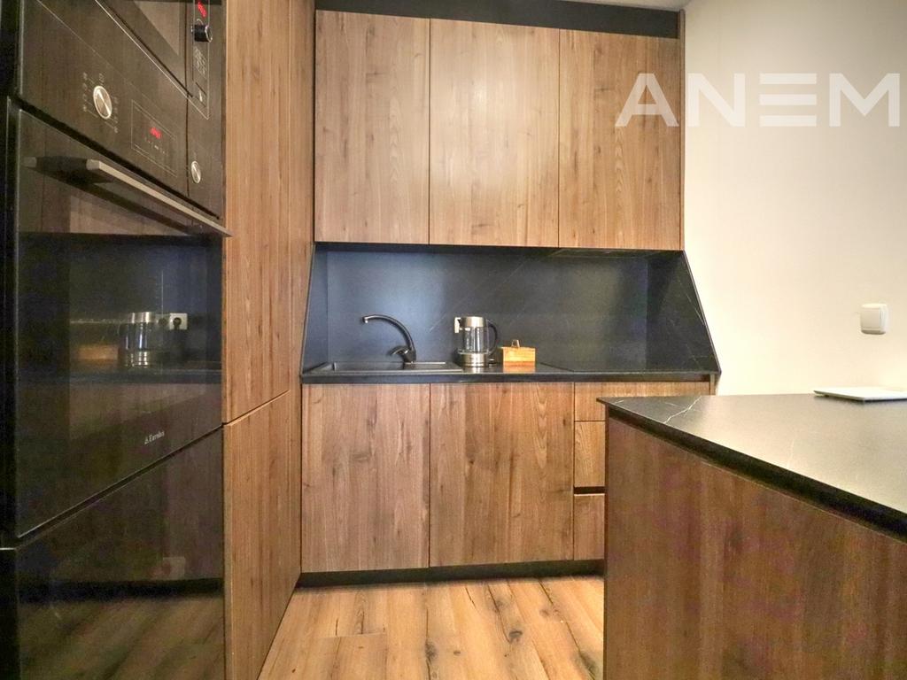 4-bedroom apartment for rent in Bregu i Diellit neighborhood