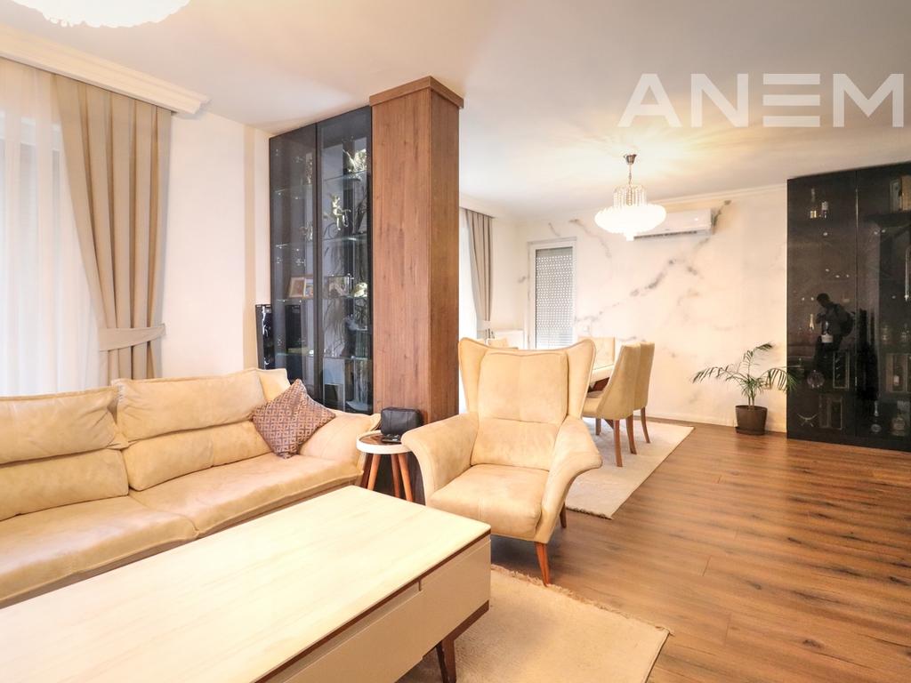4-bedroom apartment for rent in Bregu i Diellit neighborhood
