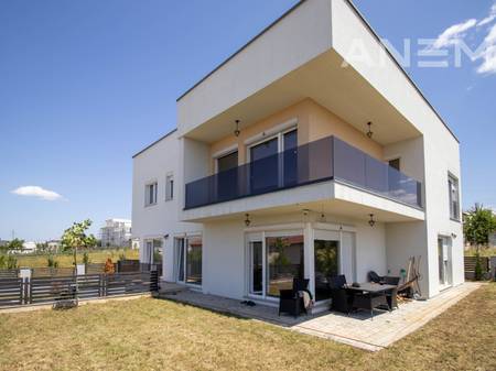House for sale 457m² in Çagllavicë