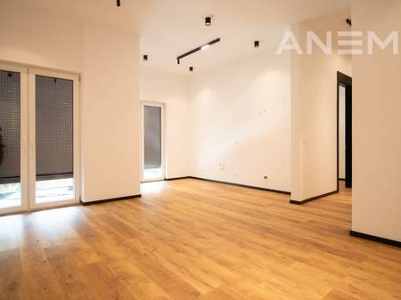 Zyre me qira 85m² në Aktash