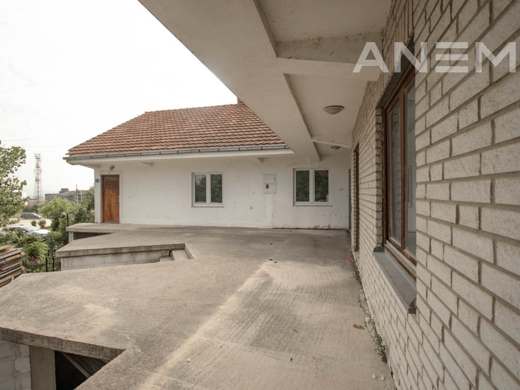Shtëpi në shitje 230m² në Arbëri