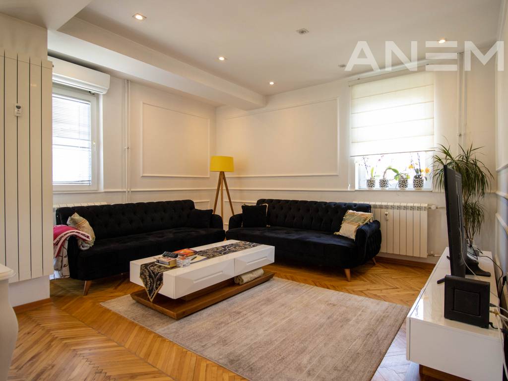 Banesë në shitje 51m² në Bregun e Diellit