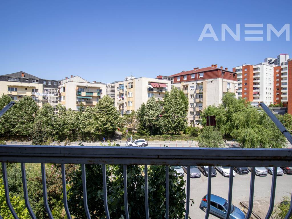 Banesë në shitje 51m² në Bregun e Diellit