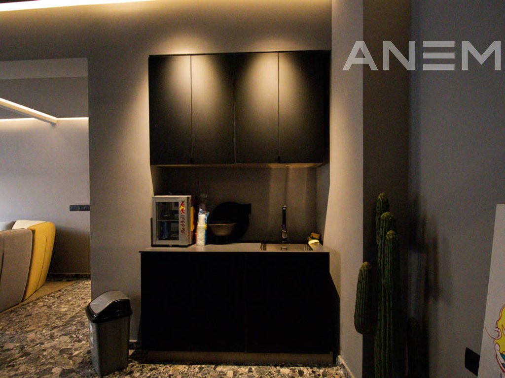 Zyre në shitje 60m² në Arbëri