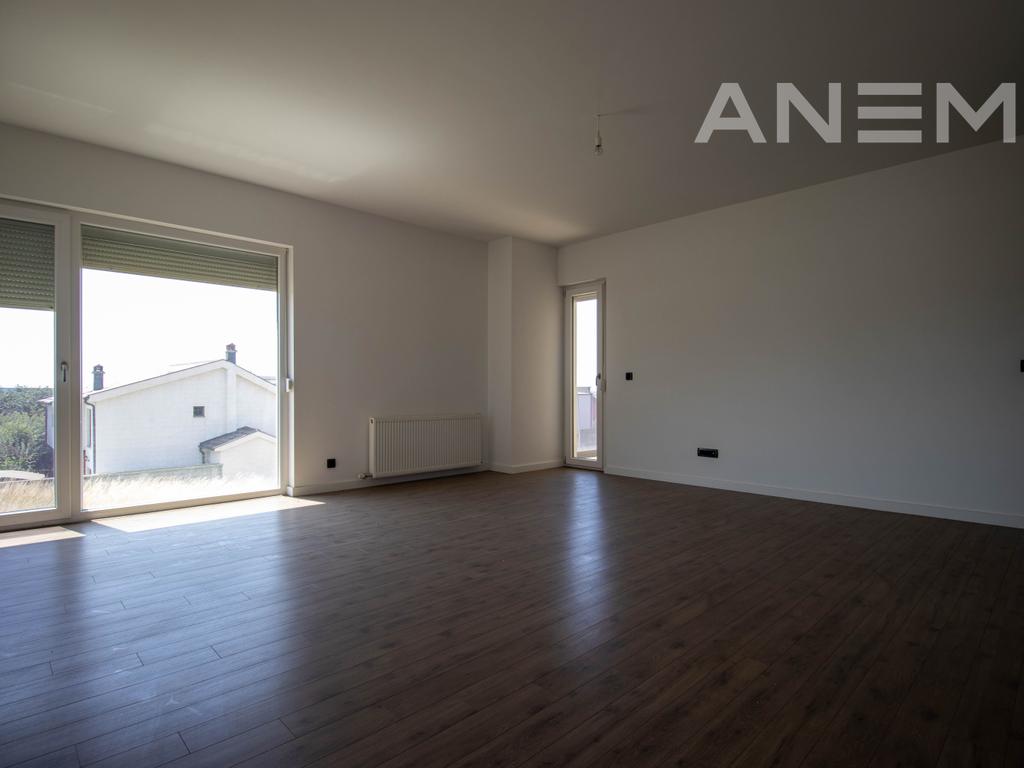 Shtëpi në shitje 457m² në Çagllavicë