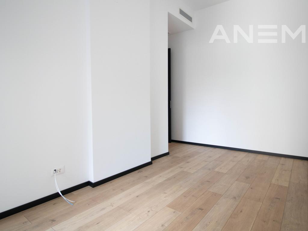 Zyre me qira 116.7m² në Aktash