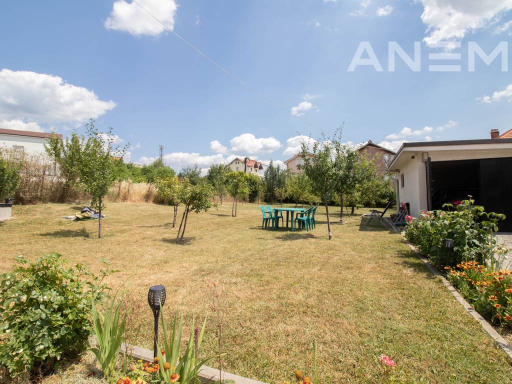 Apartment for rent with 2 bedrooms in the Arbëria neighborhood