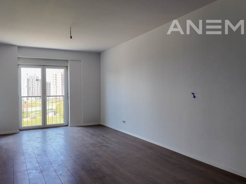 Office for rent with 2 workspaces in New Prishtina