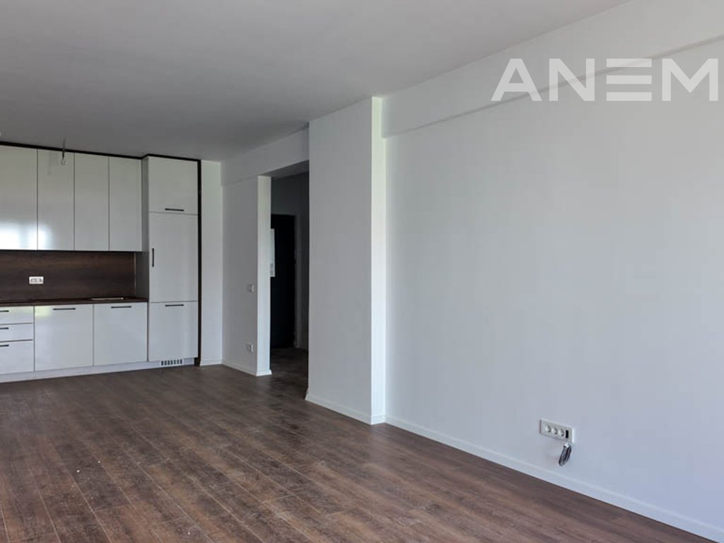 Office for rent with 2 workspaces in New Prishtina