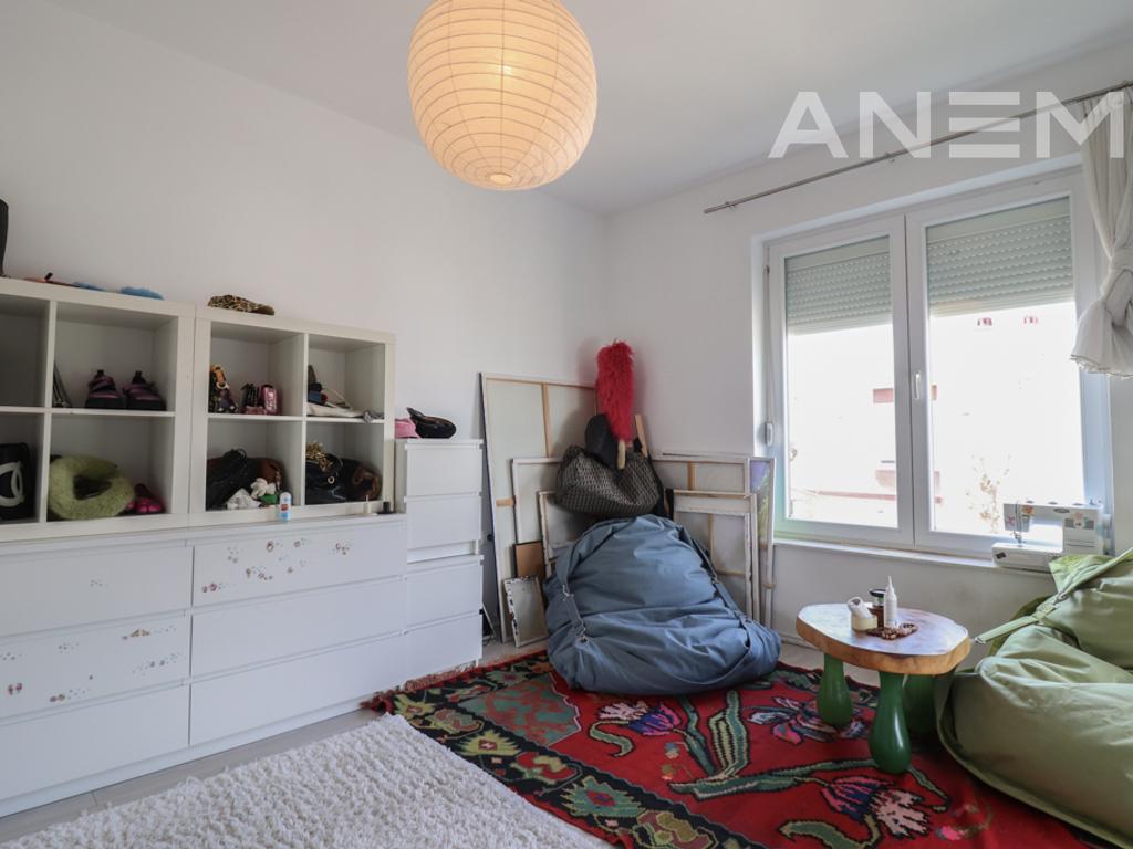 House for sale 137m² +42m² in the Marigona Residence neighborhood