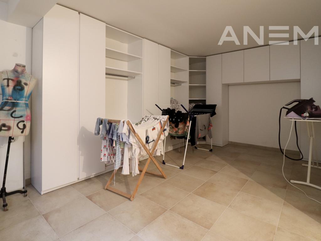 House for sale 137m² +42m² in the Marigona Residence neighborhood