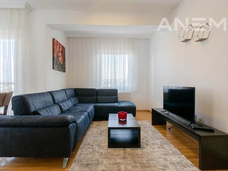 2 bedroom apartment for rent in the Calabria neighborhood