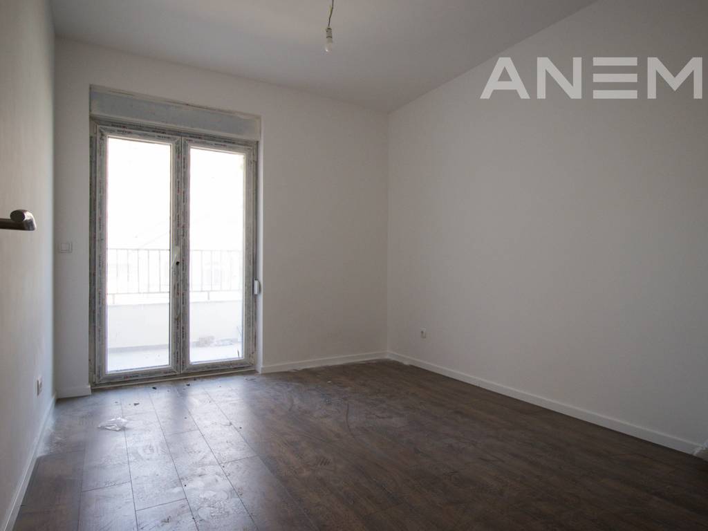 Banesë në shitje 85.3m² në Rrugën C