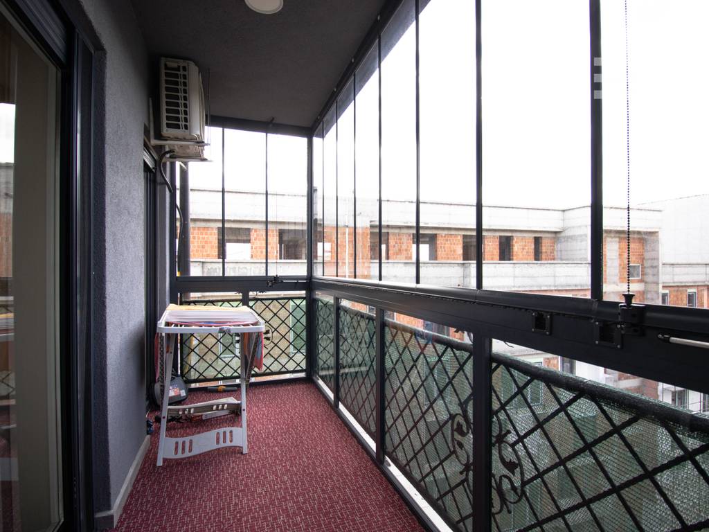 Banesë në shitje 85.27m² në Arbëri