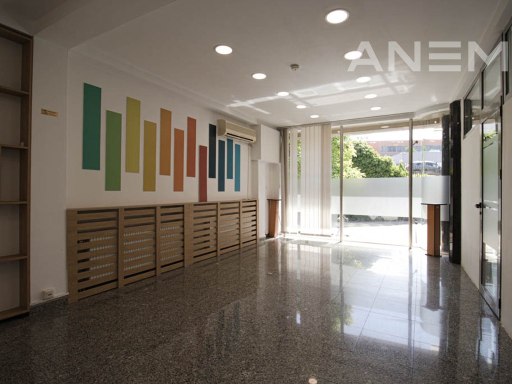 Building for rent 500m² in the Center of Pristina