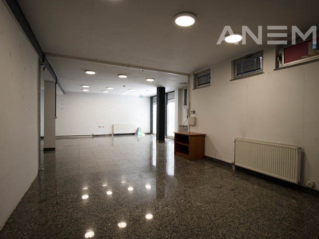 Building for rent 500m² in the Center of Pristina