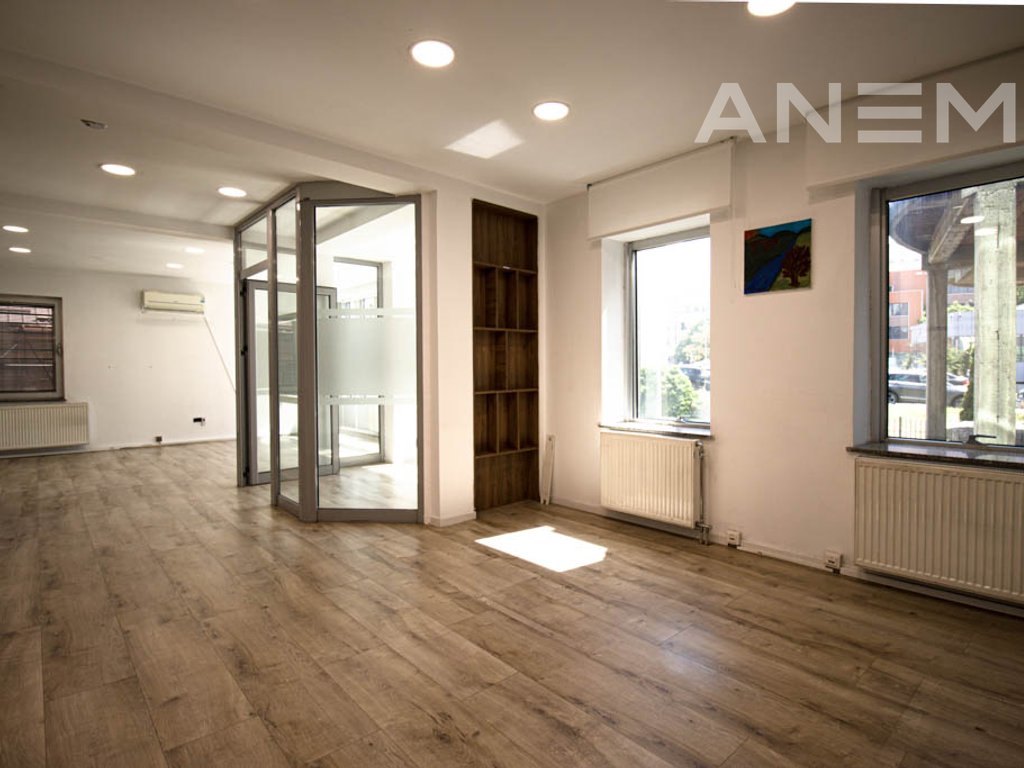 Building for rent 500m² in the Center of Pristina