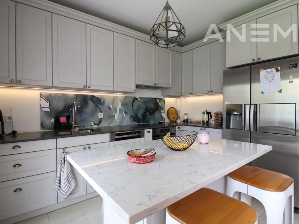 House for sale 174m² +42m² in the Marigona Residence neighborhood