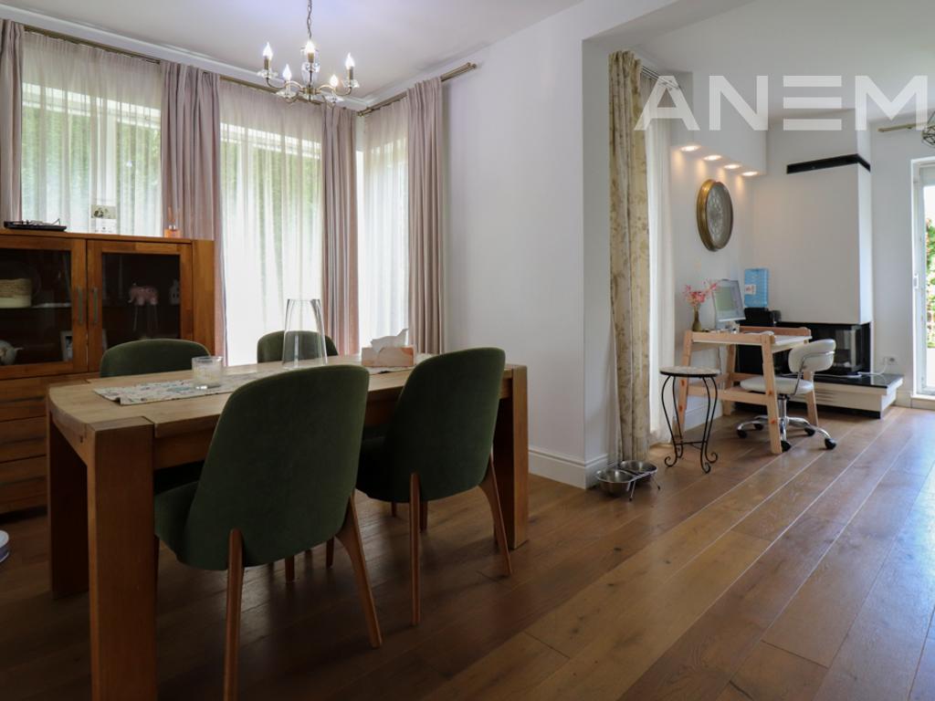 House for sale 174m² +42m² in the Marigona Residence neighborhood