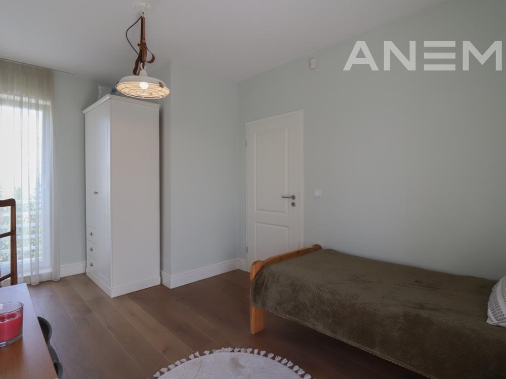 House for sale 174m² +42m² in the Marigona Residence neighborhood