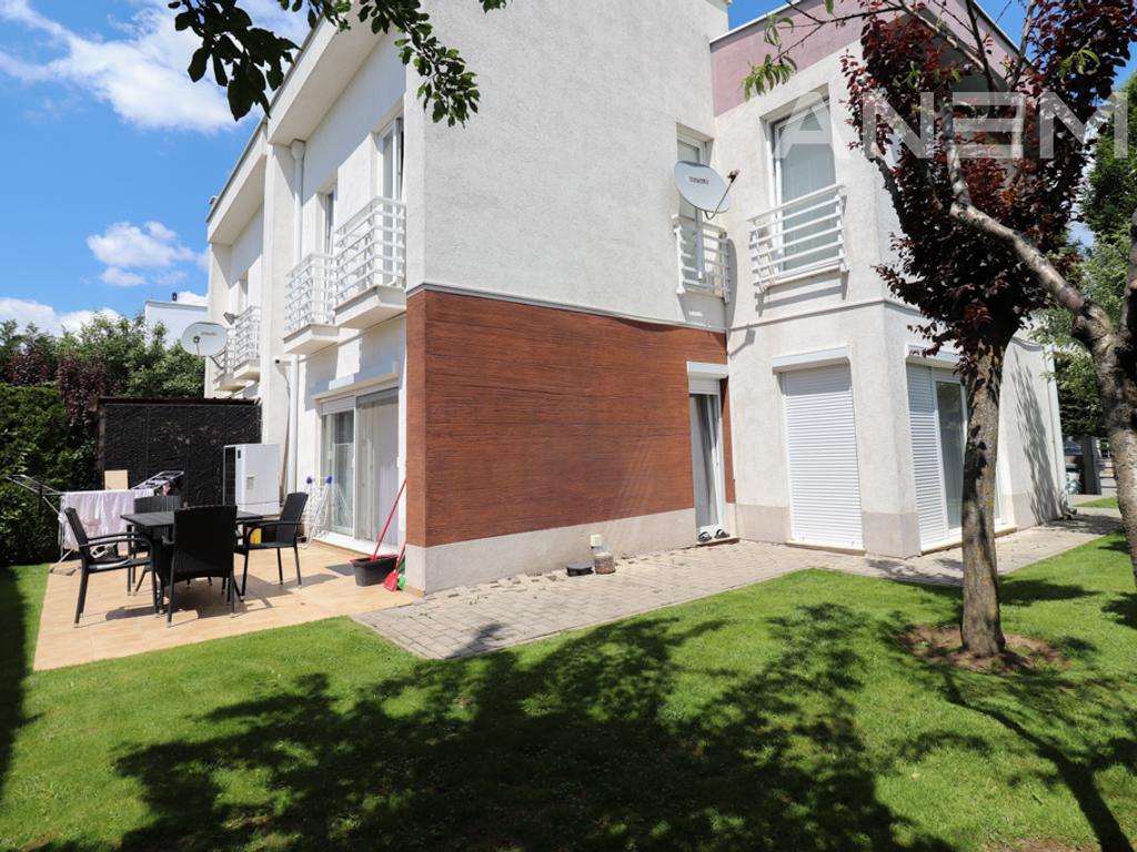 House for sale 174m² in the Marigona Residence neighborhood