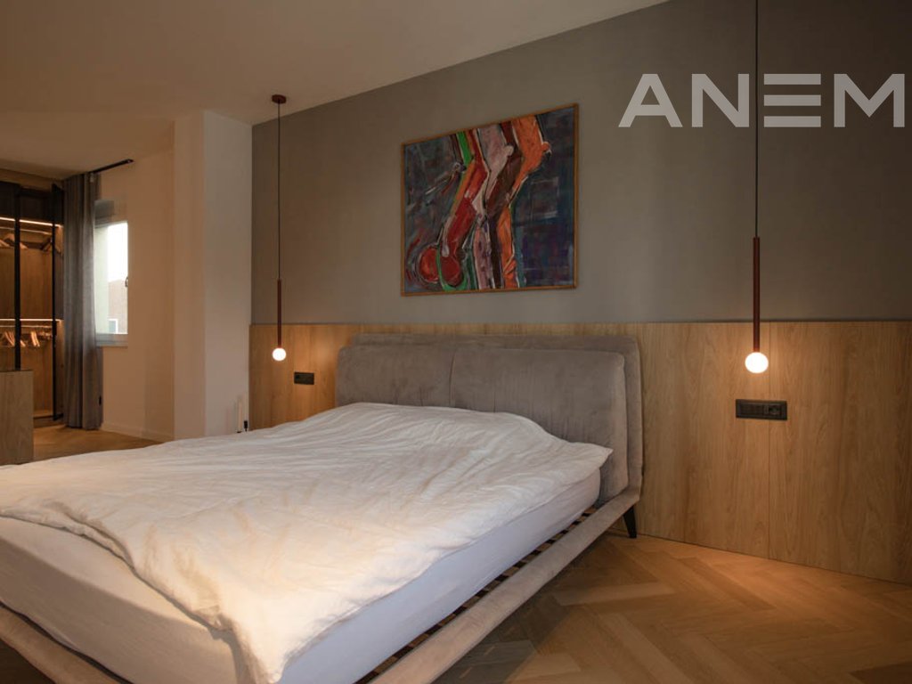 Shtëpi me qira me 4 dhoma gjumi në lagjen Qershia