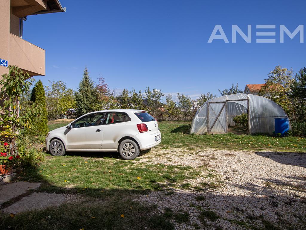 House for sale 240m² in Lower Bërnicë