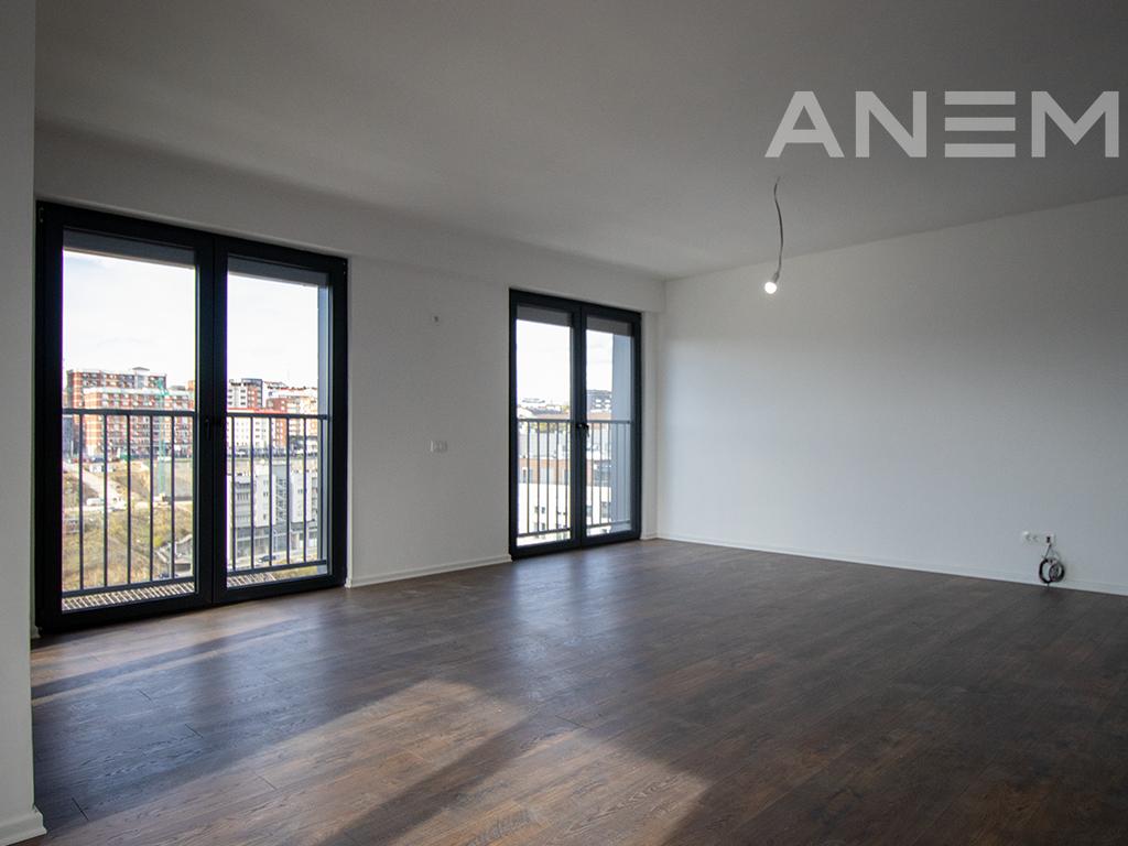 Office for rent with 4 workspaces in Lakrishtë