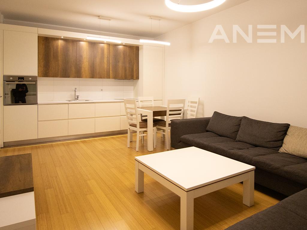 Banesë me qira 70m² në lagjen Mati 1