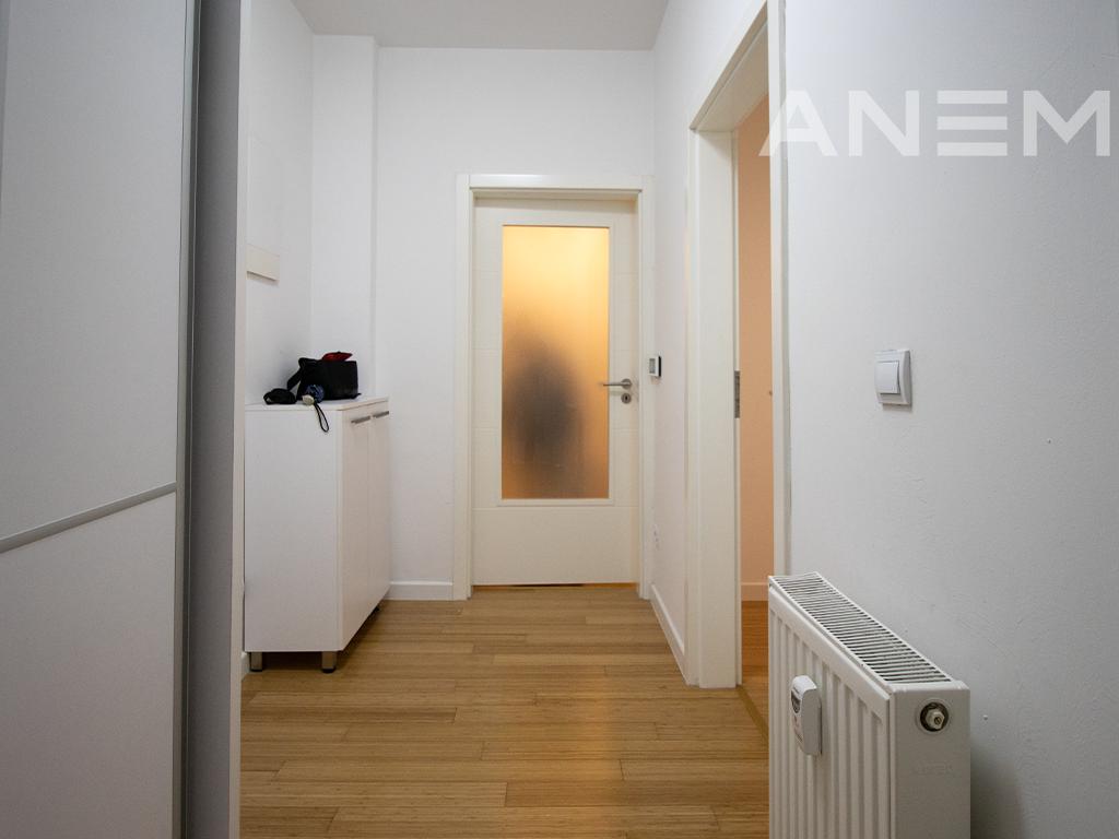 Banesë me qira 70m² në lagjen Mati 1