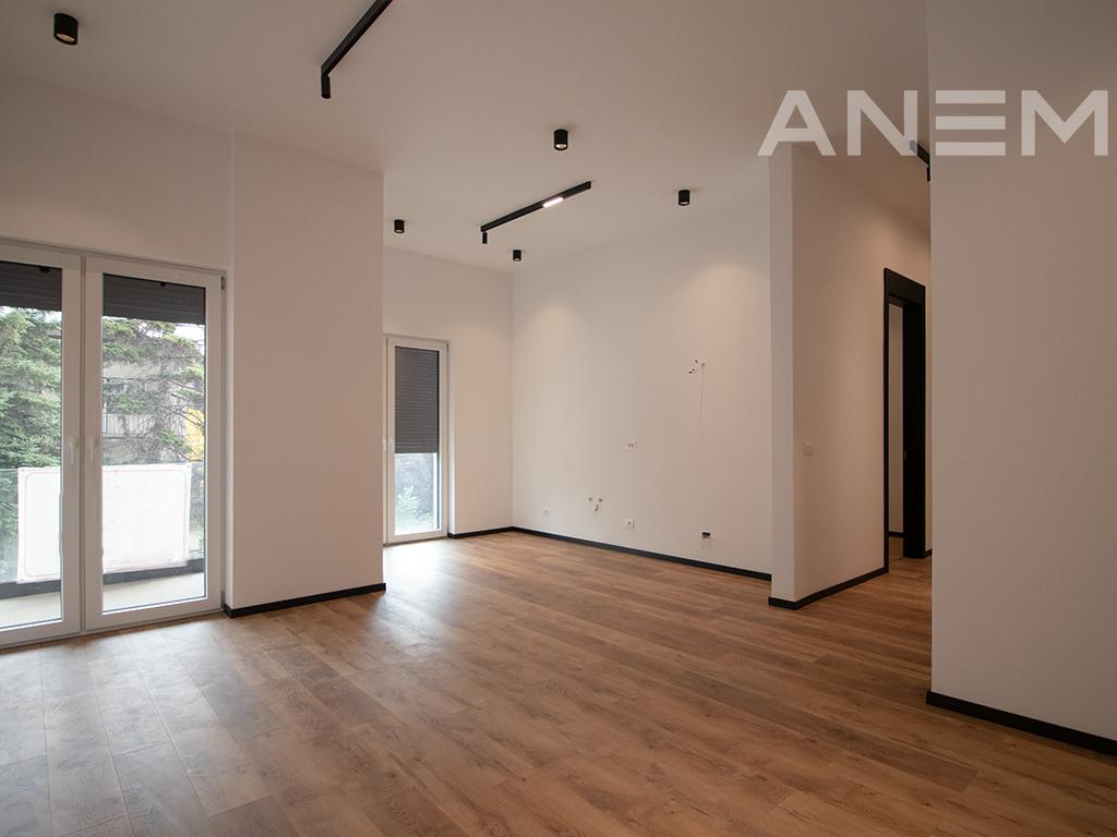 Zyre me qira me 4 hapësira në Aktash