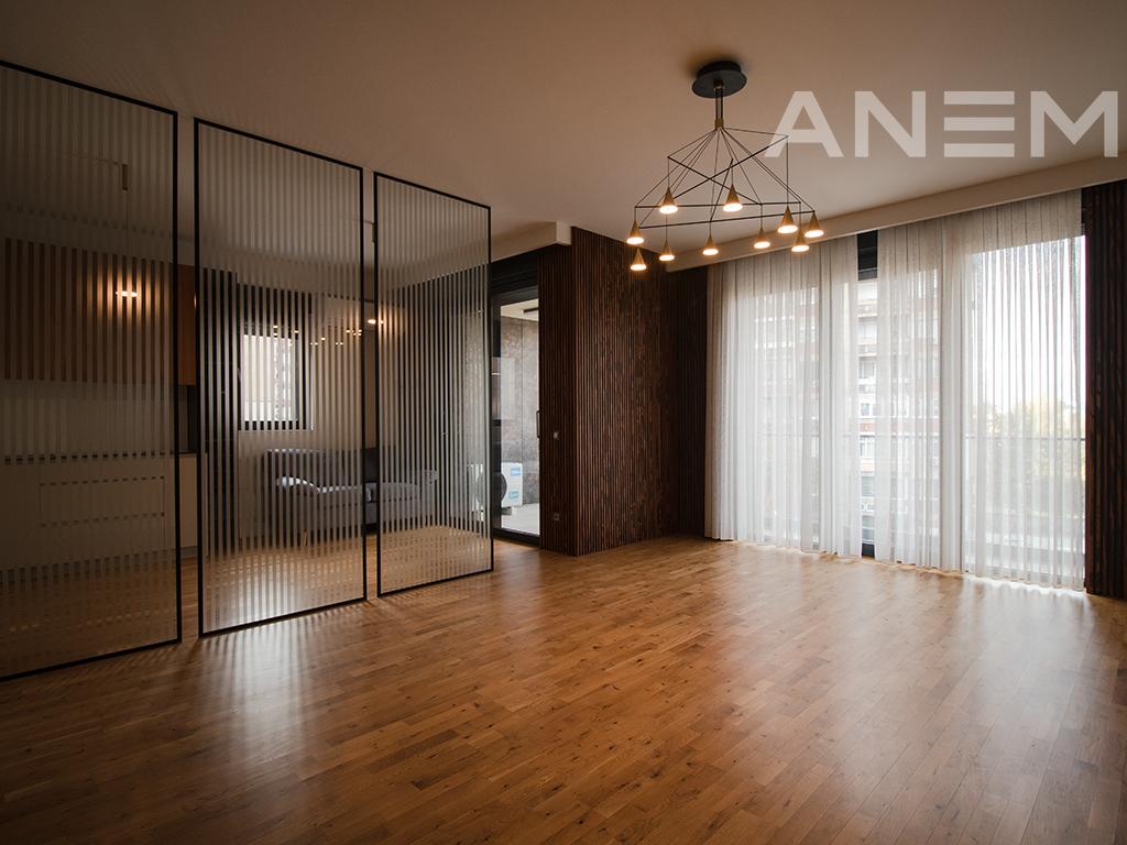 Zyre me qira me 4 hapësira në Aktash