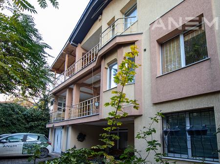 Shtëpi në shitje 510m² në Qendër