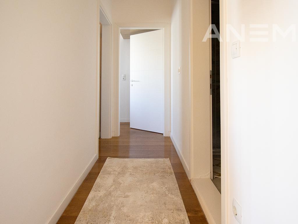 Banesë me qira me 2 dhoma gjumi në rrugën C