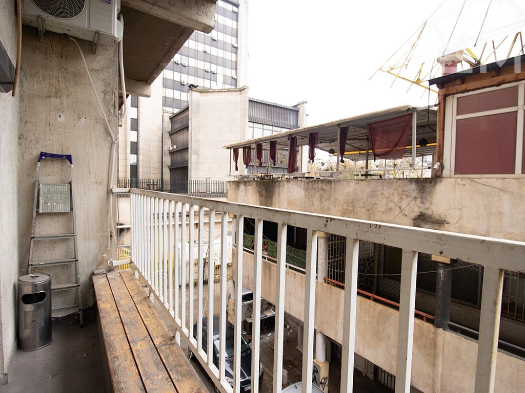 Zyre në shitje 100m² në lagjen Dardania