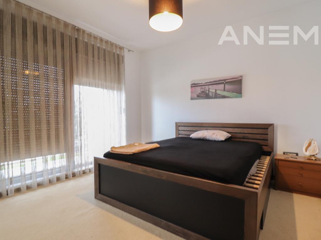 House for rent 260m² in Marigona Residence