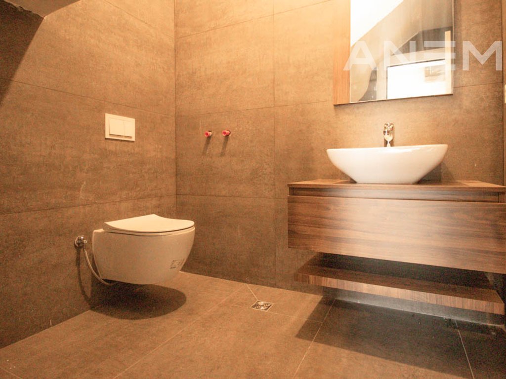 Shtëpi në shitje 165m² +35m² në lagjen Royal Green Residence